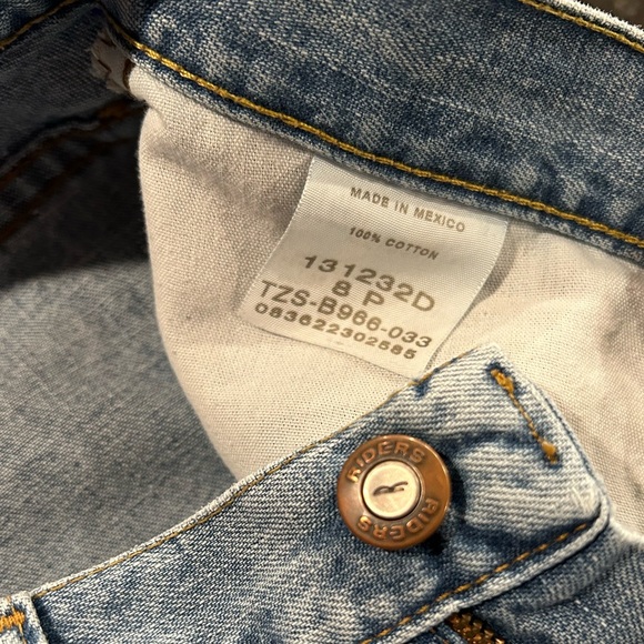Women’s Riders Jeans - Picture 4 of 5